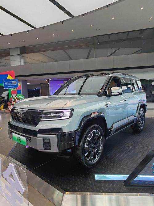 东莞210比亚迪方程豹硬派越野的爆款，英菲尼迪35周年与你共成长